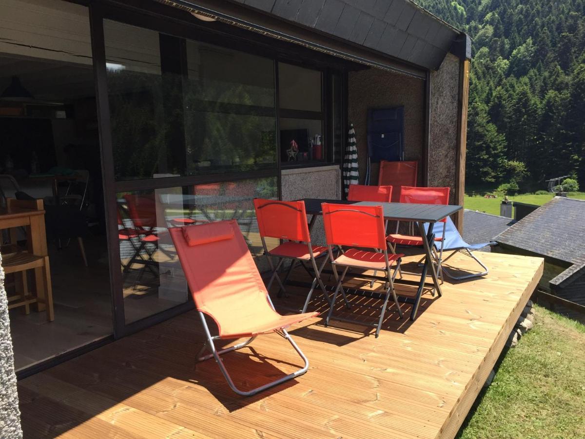 Gite Chaleureux Au Lac De Payolle Campan Exterior photo
